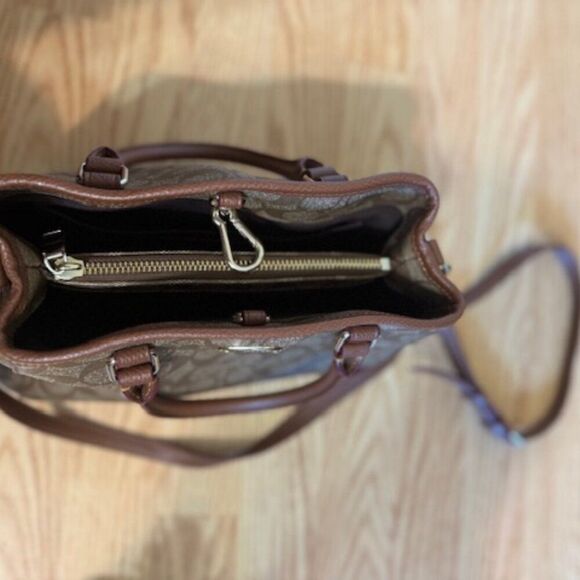 Coach Savannah Small Carryall Bag In Signature Canvas - Picture 7 of 7